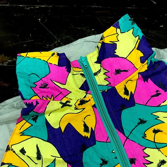 Colourful Abstract Windbreaker - Picture 3 of 7